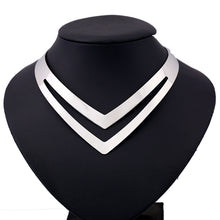 Load image into Gallery viewer, Women&#39;s  Simple Smooth Choker Necklaces