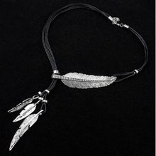 Load image into Gallery viewer, Women&#39;s Feather Pendants Statement Necklaces