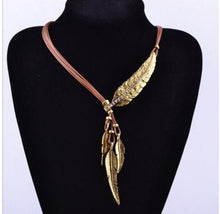 Load image into Gallery viewer, Women&#39;s Feather Pendants Statement Necklaces