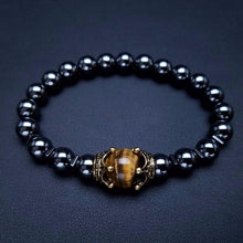 Load image into Gallery viewer, Luxury Antique Crown High Quality Tiger Eye Stone Bead Bracelet